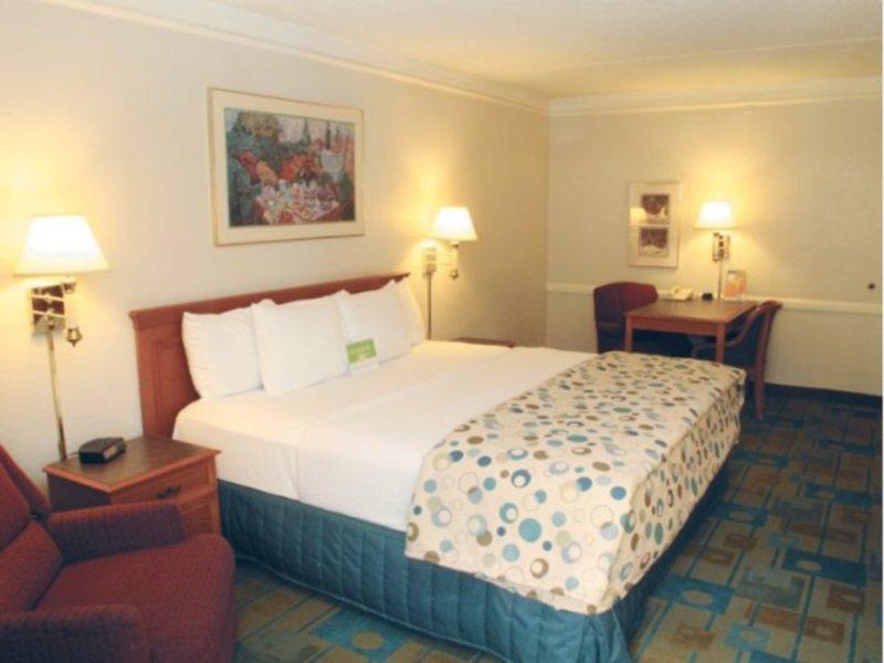 Quality Inn Aurora Denver Oda fotoğraf